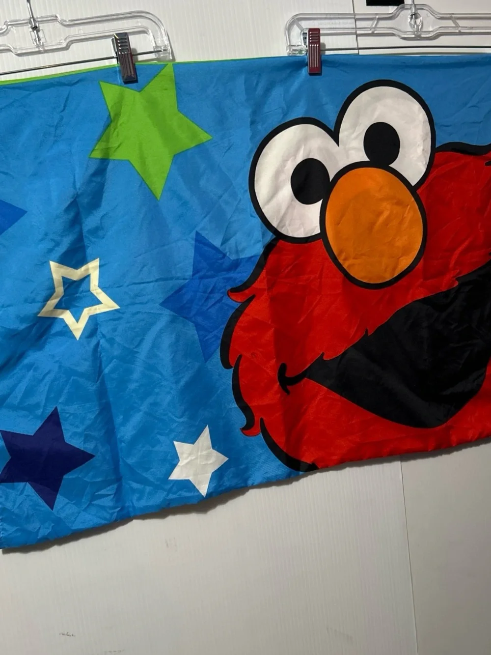 Sesame Street Elmo & Cookie Monster White Star Print Quilt